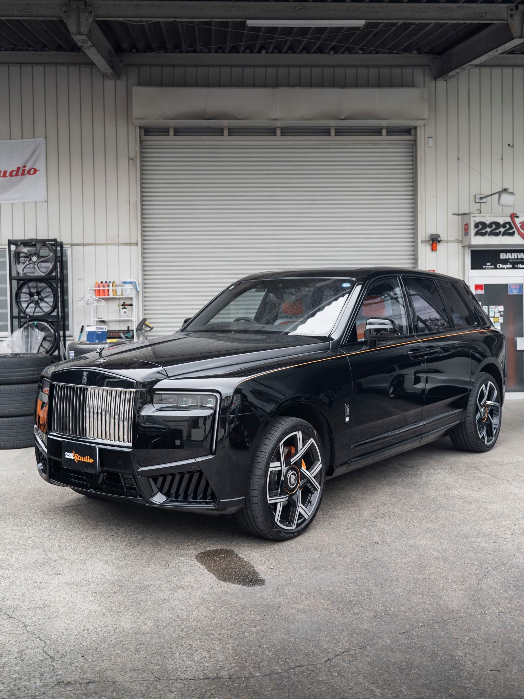 ロールスロイス　カリナン